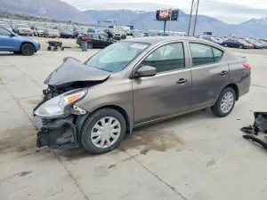 Nissan Versa 1.6L 4 2016