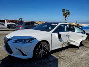 Lexus ES 3.5L 6 2025