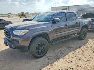 Toyota Tacoma 2.7L 4 2021