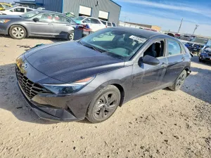 Hyundai Elantra 2.0L 4 2022
