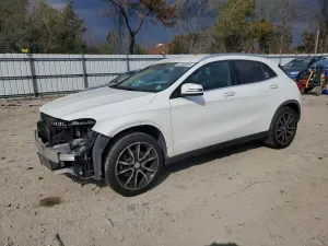 Mercedes-Benz GLA 2.0L 4 2017