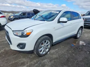 Mitsubishi Outlander 2.4L 4 2015
