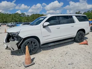 Chevrolet Suburban 5.3L 8 2021