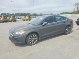 Ford Fusion 2.0L 4 2019