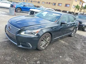 Lexus LS 4.6L 8 2017