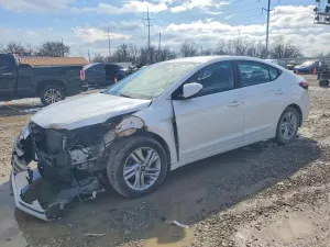Hyundai Elantra 2.0L 4 2020