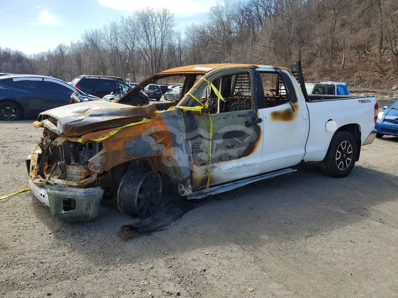 Toyota Tundra 5.7L 8 2017