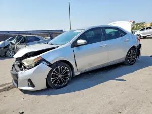 Toyota Corolla 1.8L 4 2015