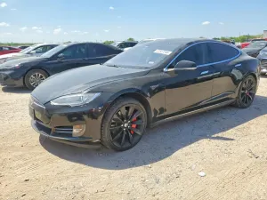 Tesla Model S 2013