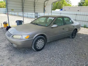 Toyota Camry 2.2L 4 1999
