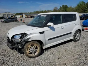Kia Soul 2.0L 4 2011