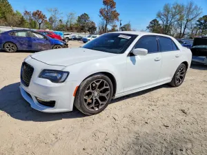 Chrysler 300 5.7L 8 2017