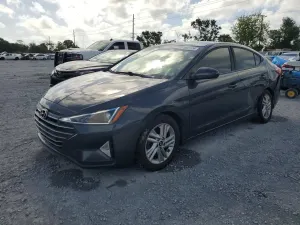 Hyundai Elantra 2.0L 4 2020