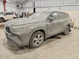 Toyota Highlander 3.5L 6 2021