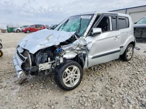 Kia Soul 2.0L 4 2011