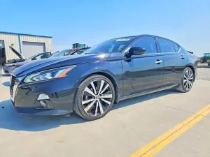 Nissan Altima 2.5L 4 2020