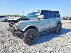 Ford Bronco 2.3L 4 2022