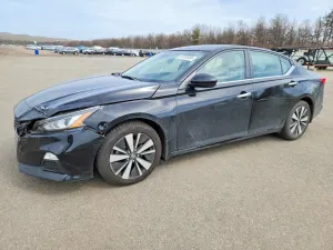 Nissan Altima 2.5L 4 2022