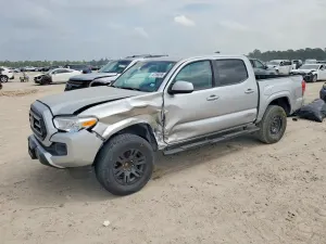 Toyota Tacoma 2.7L 4 2022