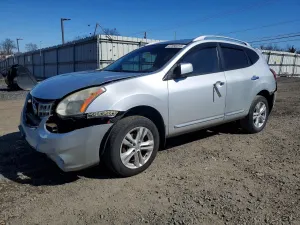 Nissan Rogue 2.5L 4 2013
