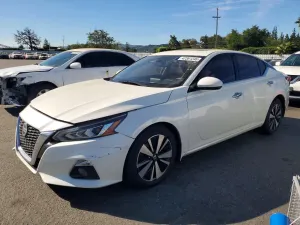 Nissan Altima 2.5L 4 2020