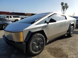 Tesla Cybertruck 2026