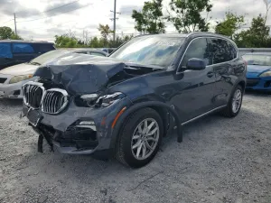 BMW X5 3.0L 6 2019