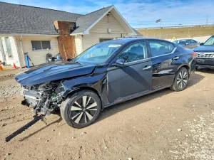 Nissan Altima 2.5L 4 2021