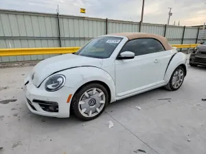 Volkswagen Beetle 2.0L 4 2019