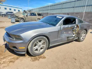 Ford Mustang 3.7L 6 2011