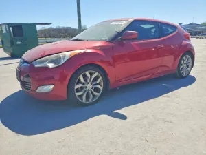 Hyundai Veloster 1.6L 4 2013