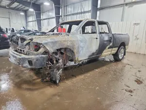 RAM 1500 3.0L 6 2015