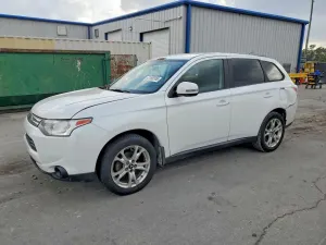 Mitsubishi Outlander 2.4L 4 2014