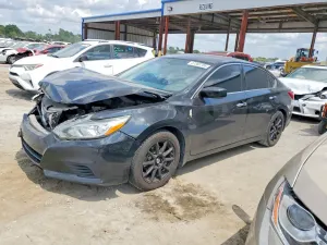 Nissan Altima 2.5L 4 2017