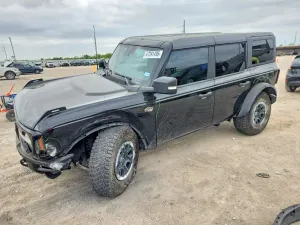 Ford Bronco 2.7L 6 2024