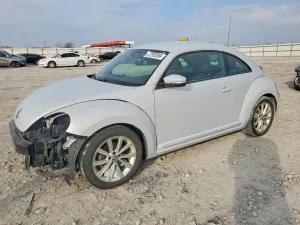 Volkswagen Beetle 1.8L 4 2017