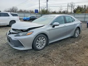 Toyota Camry 2.5L 4 2021