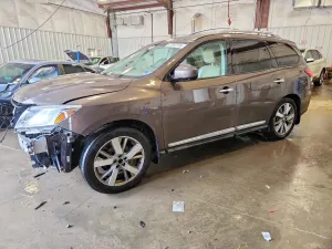 Nissan Pathfinder 3.5L 6 2015