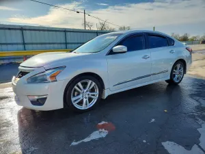 Nissan Altima 3.5L 6 2015