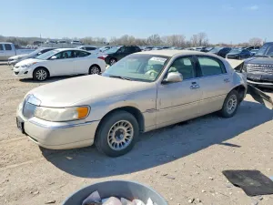Lincoln Town Car 4.6L 8 2000