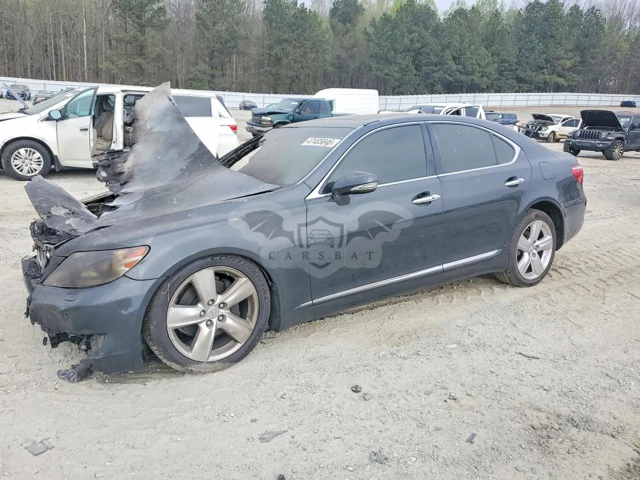 Lexus LS 4.6L 8 2011