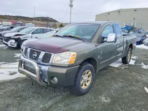 Nissan Titan 5.6L 8 2004