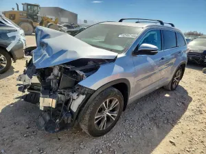Toyota Highlander 3.5L 6 2016