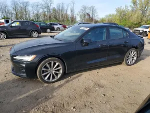 Volvo S60 2.0L 4 2021