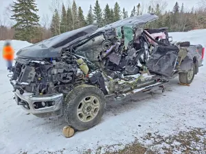 Ford F-250 6.7L 8 2025