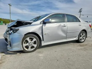 Toyota Corolla 1.8L 4 2012