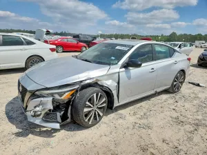 Nissan Altima 2.5L 4 2020