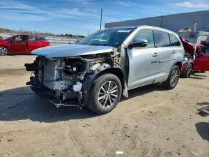 Toyota Highlander 3.5L 6 2018