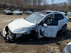 Volkswagen Golf 2.0L 4 2024