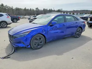 Hyundai Elantra 2.0L 4 2022